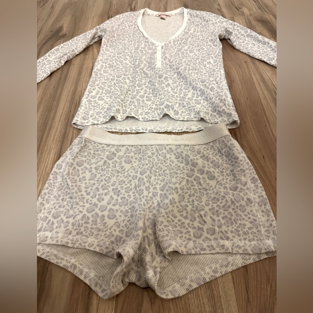 Victoria’s Secret Pajama Set